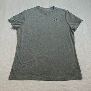 NWOT Nike ‘The Nike Tee’ Dri-Fit Short Sleeve Tee Women’s L Heather Green/Grey